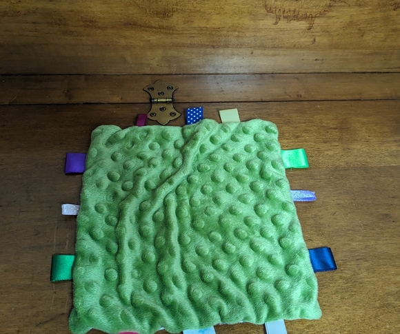 Taggies Green Tag Security Blanket,Soft Tag Blanket Lovey Toy - Picture 7 of 7